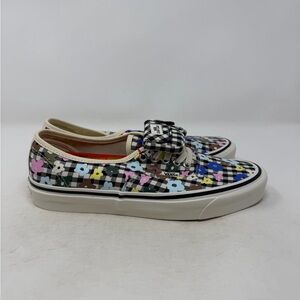 Brand New Sandy Liang X Vans Authentic Shoes. Men’s 10. Pouch is detachable.